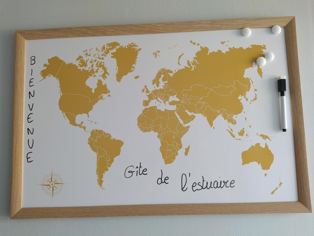 Les Gites De Vensac Экстерьер фото